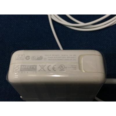 Apple 原廠火牛適配器(16.5V 3.65A 60W) L頭