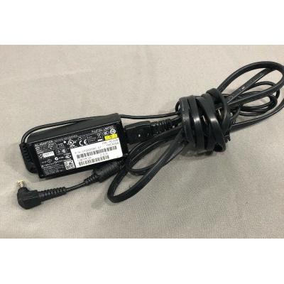 Fujitsu 原廠火牛適配器(19V 2.1A 40W) 5.5x2.5mm